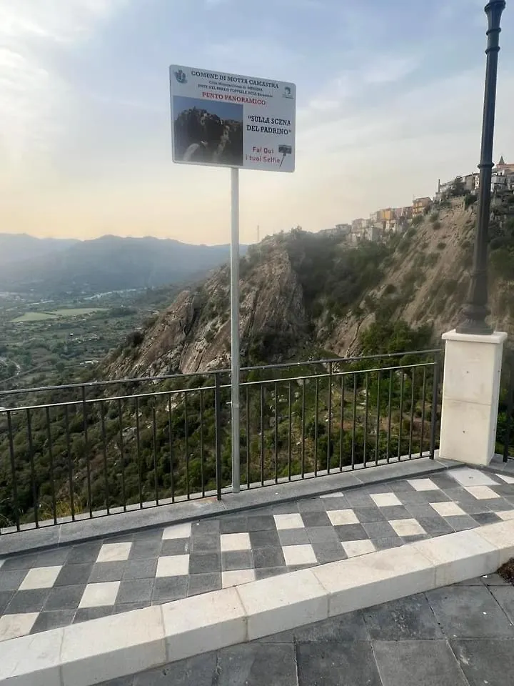 Apartment Casa Belvedere Motta Camastra Gole Alcantara Italy